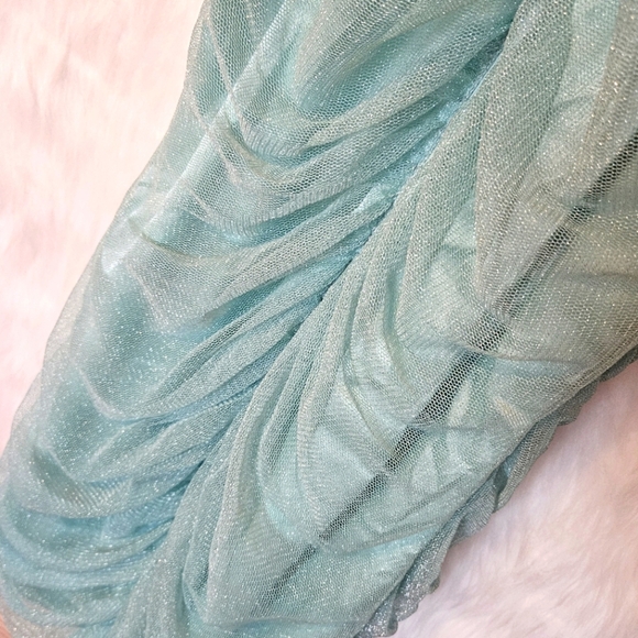 Le Chateau Mermaid Blue Ruched Halter Dress - Picture 4 of 8